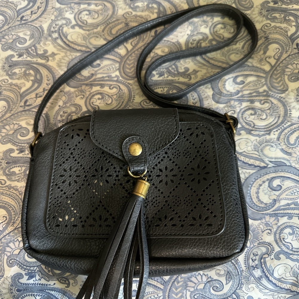 Small black western body bag!! Price negotiable!!